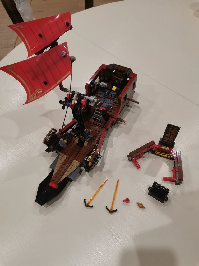 Lego Ninjago 70738 Nave del Destino