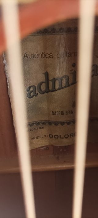 Guitarra Admira Dolores