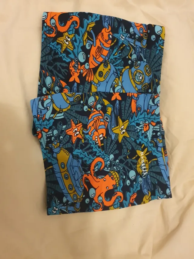 Bañador natación niño 8/9 años nuevo +aletas