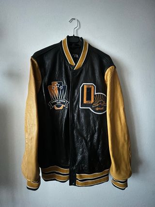 Chaqueta Bomber Zara Negra y Amarilla