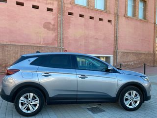 Opel Grandland X 2019 1.2 Turbo