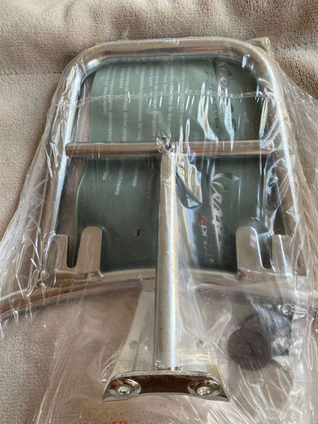 Parrilla Cromada Vespa Primavera/Sprint