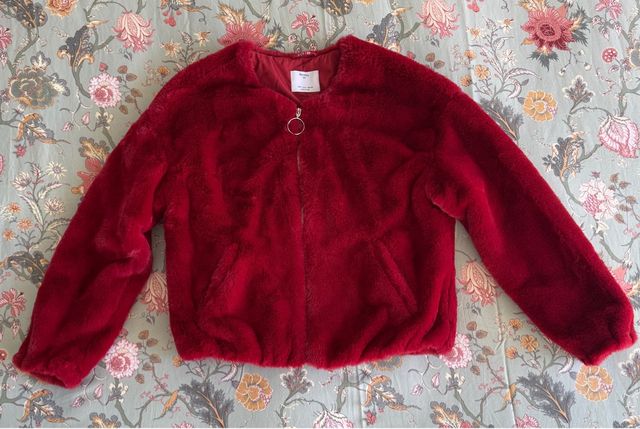 Chaqueta pelo Bershka Roja Talla M