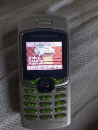 Sony Ericsson T230 Telefono Cellulare Vintage