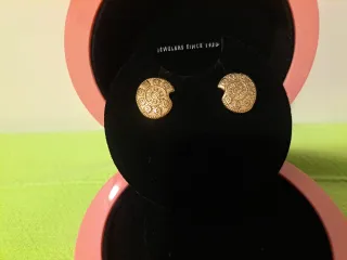 TOUS PENDIENTES DE ORO MODELO ANGKOR - ORIGINALES.