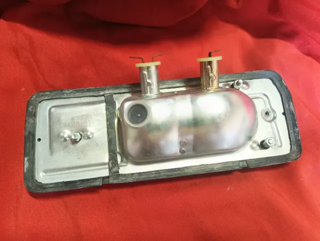 Pareja Pilotos Traseros borde cromado Yorka Renaul