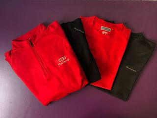 Sweater  Kalenji roja
3 Camisetas Quechua XS 