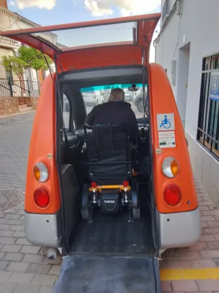 Coche Vexel Qovis para personas con movilidad redu