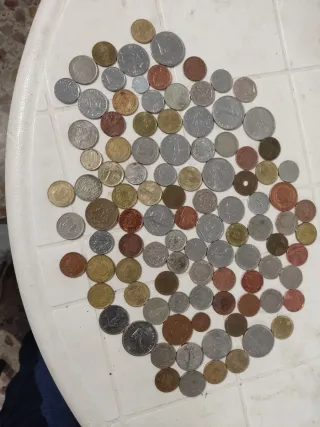 Lote de Monedas Coleccionables, y billetes