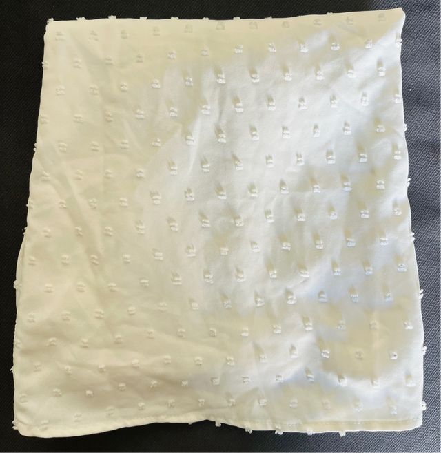 Blusa blanca con encaje talla 44