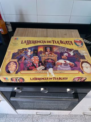 Juego de mesa La Herencia de Tía Ágata MB completo
