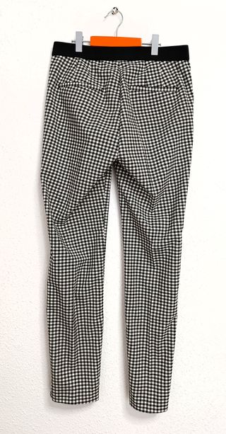 Pantalón Zara cuadros blanco y negro T. S