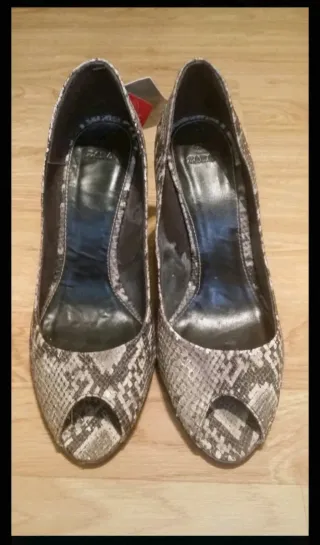 Zapatos Zara Talla 40 Piel Animal Print