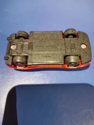 Miniatura Ferrari 348 Maisto 1991 Escala 1/64