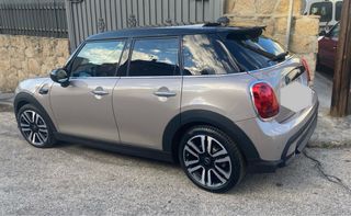 MINI Cooper. De 2021-5 puertas. 28.3000km. 21.000€