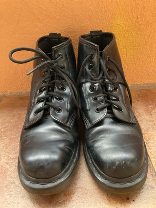 Botas Dr. Martens Originales Talla 39