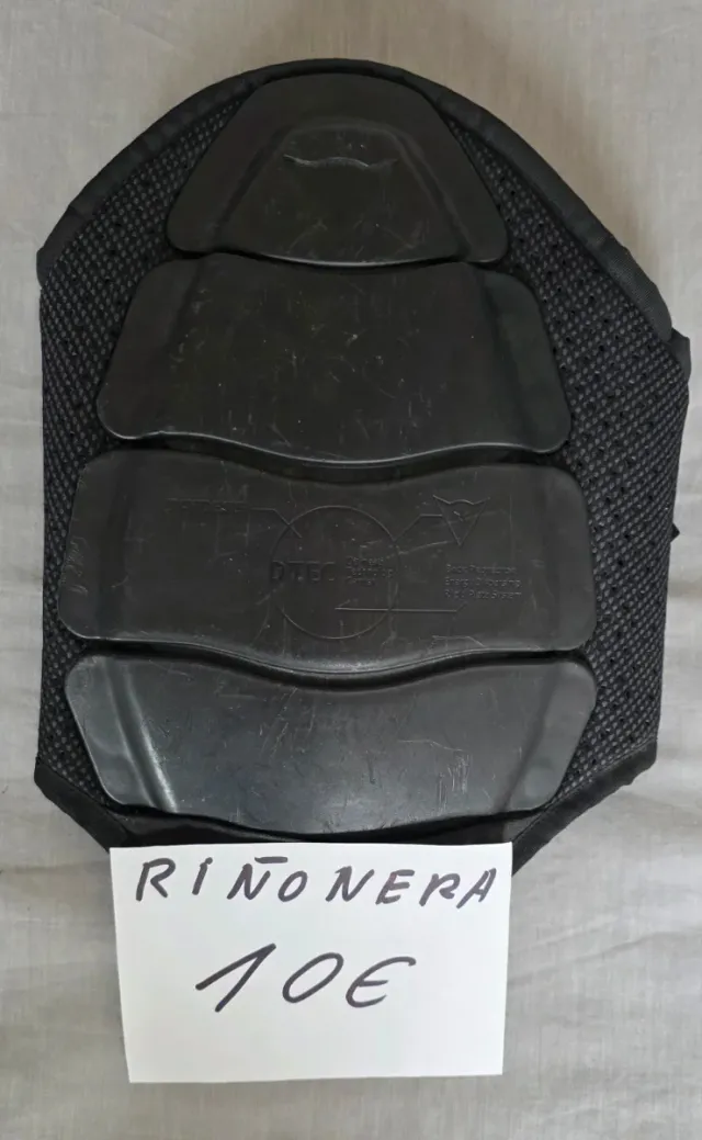 Riñonera moto negra 10€