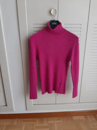 Jersey Genfins Fucsia Cuello Alto