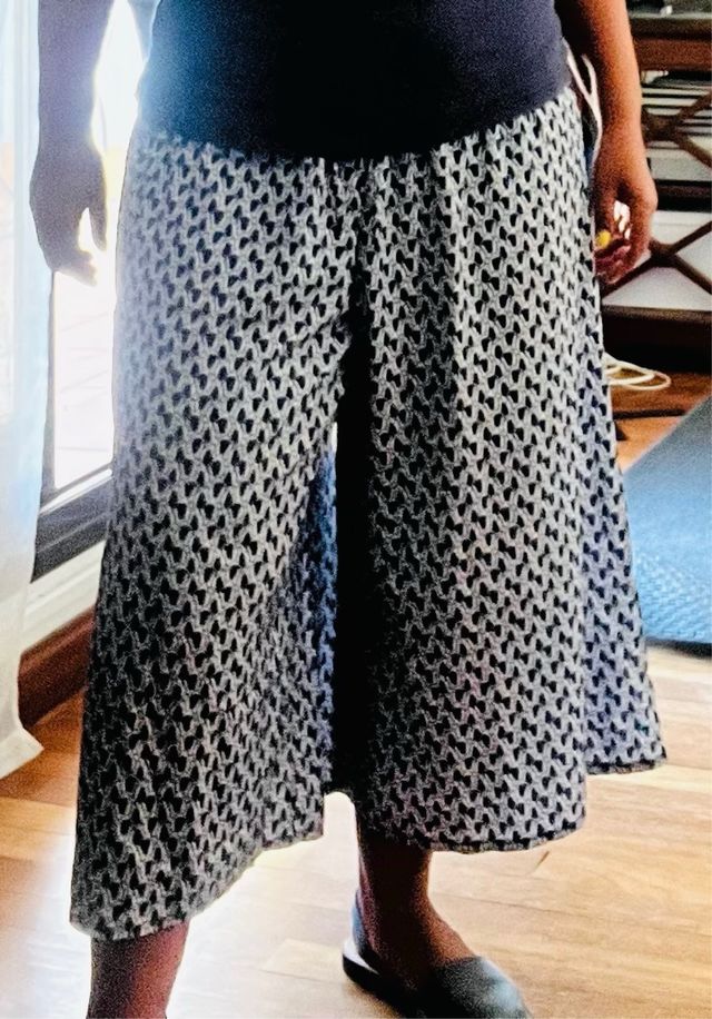 Pantalón ancho estampado talla 44