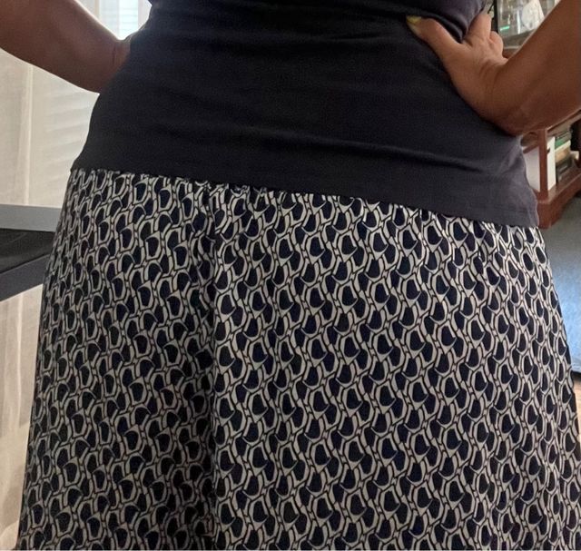 Pantalón ancho estampado talla 44