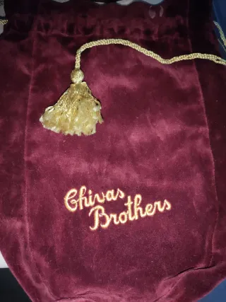 Borsa in velluto Chivas Regal 21 anni