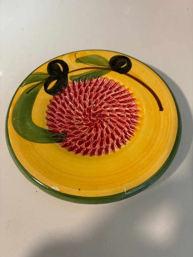 Rasca ajos artesanal de cerámica