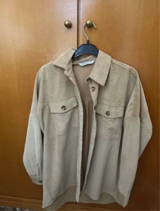 Sobrecamisa / chaqueta stradivarius
