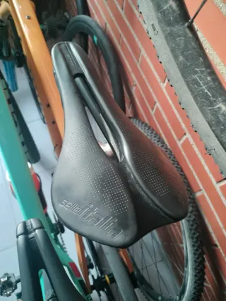 Bici Canyon Grizl 6 Carbono