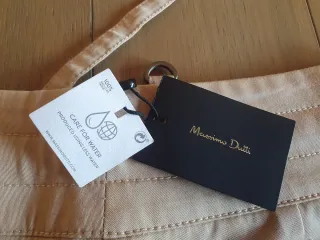Pantalón Massimo Dutti Mujer.
SIN ESTRENAR. 