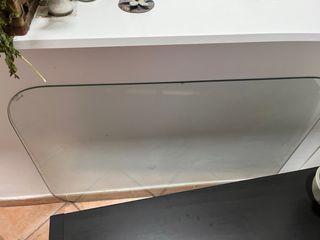 Mesa auxiliar metálica negra