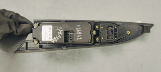 MANDO ELEVALUNAS DELANTERO IZQUIERDO MAZDA 3 BERL