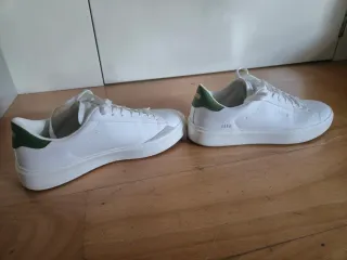 Zapatillas Gas Blancas y Verdes Talla 42