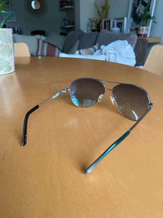 Gafas de sol Guess estilo aviador. Sin estrenar. 