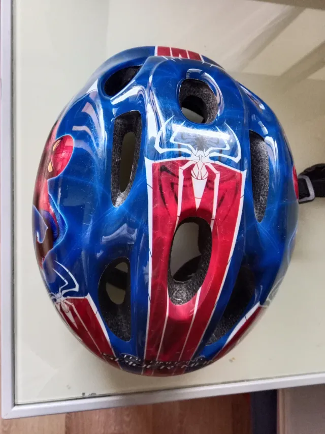 Casco bici infantil Spiderman Talla S