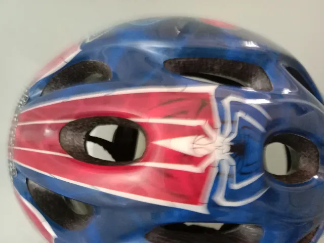 Casco bici infantil Spiderman Talla S