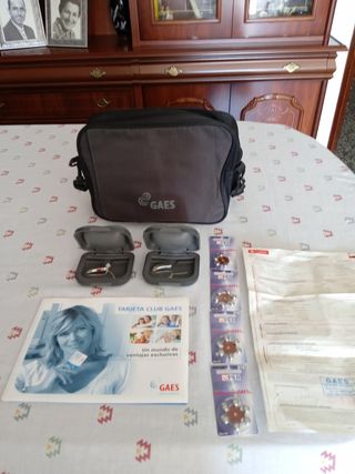 Audífonos GAES con accesorios