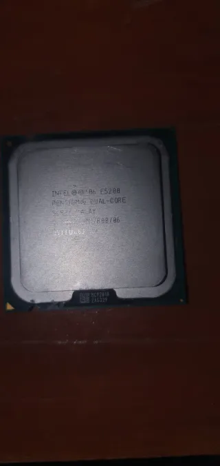 Procesador Intel Core 2 Duo E5200