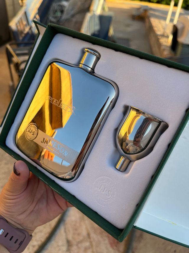 petaca nueva sin usar