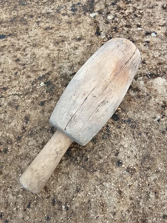 Masa de madera artesanal