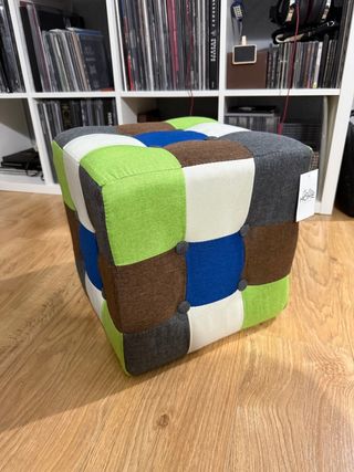 Pouf cubo colorato nuovo