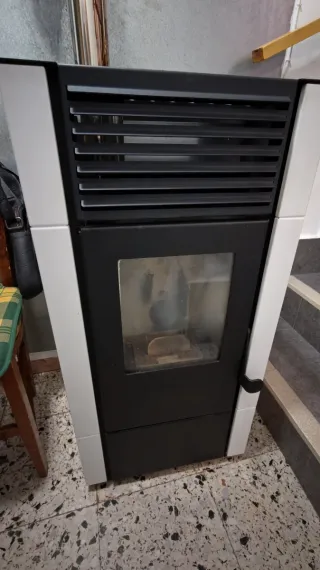Stufa a pellet Punto Fuoco 
9,5 kW
