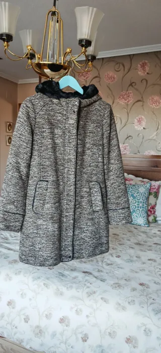 Chaquetón abrigo capucha M