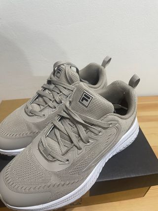 Zapatillas Fila Beige/Gris