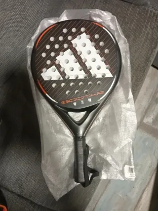 Pala de pádel Adidas