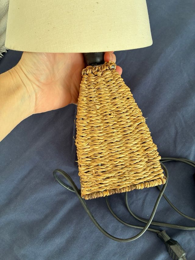 Lámpara de mesa rafia beige