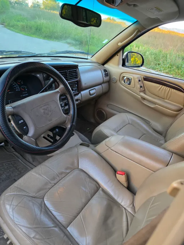 Dodge DURANGO SLT 2000