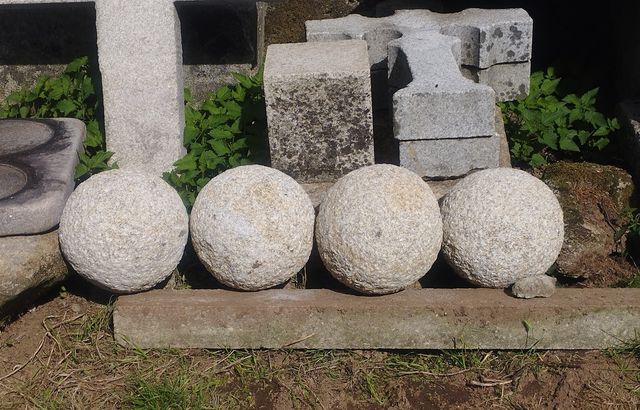 Bolas de Granito Abujardado