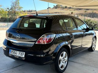 Opel Astra 2007