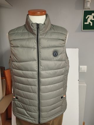 Chaleco acolchado gris