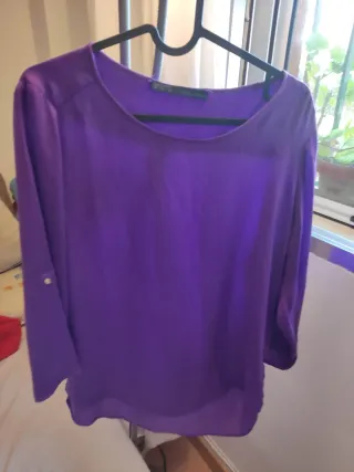 Blusa morada talla S